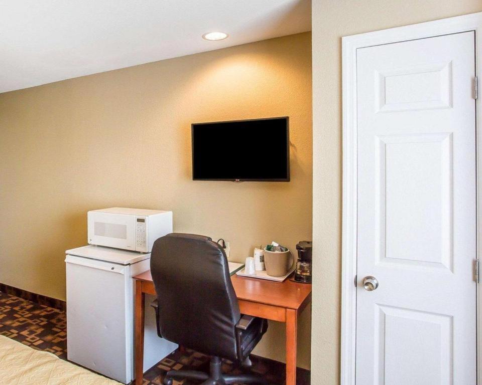 Quality Inn & Suites Mount Juliet Extérieur photo